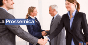 Esempi di Prossemica: 5 Strategie Vincenti per Comunicare con Efficacia