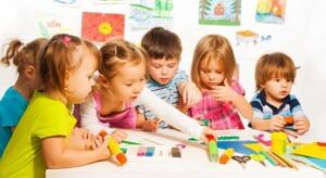 Esempi Giudizi Scuola Infanzia: Come valutare e incoraggiare i piccoli talenti